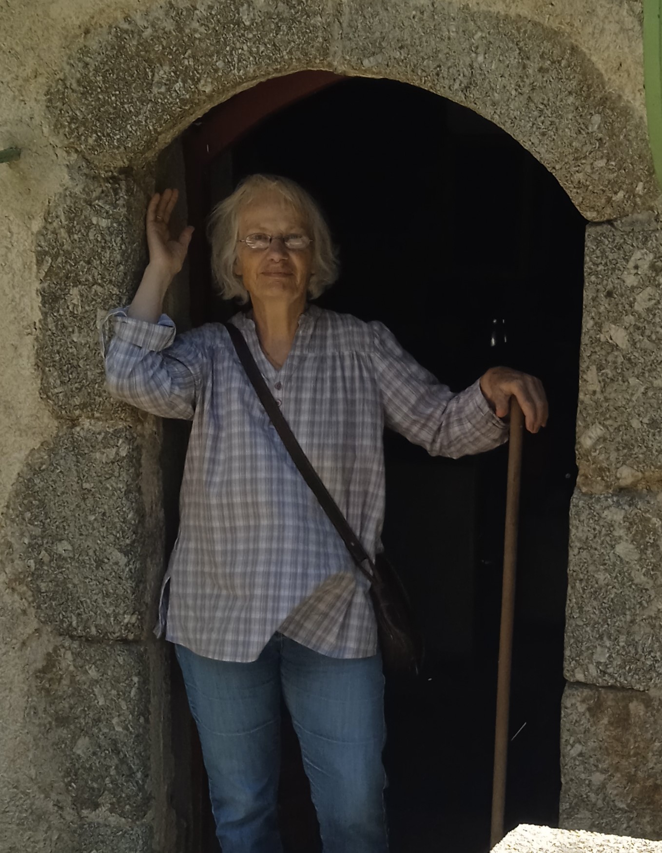 Claudine – sculptrice céramiste